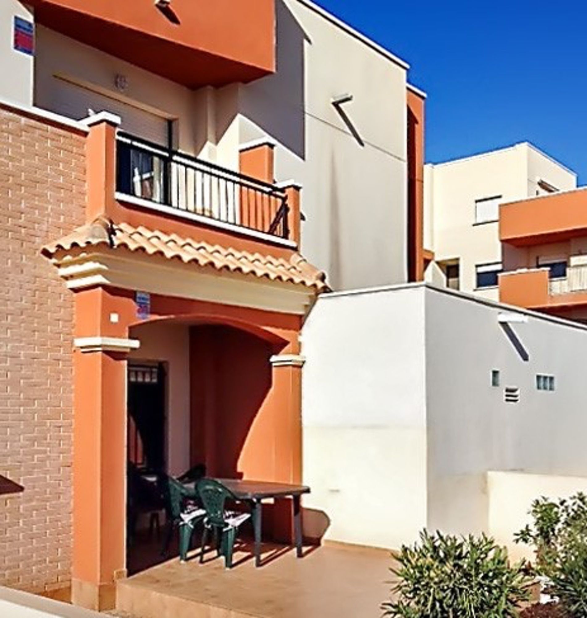 Fabulous Holiday Home in Torrevieja, Near Famous Golf Course