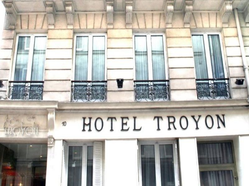 Troyon Hotel