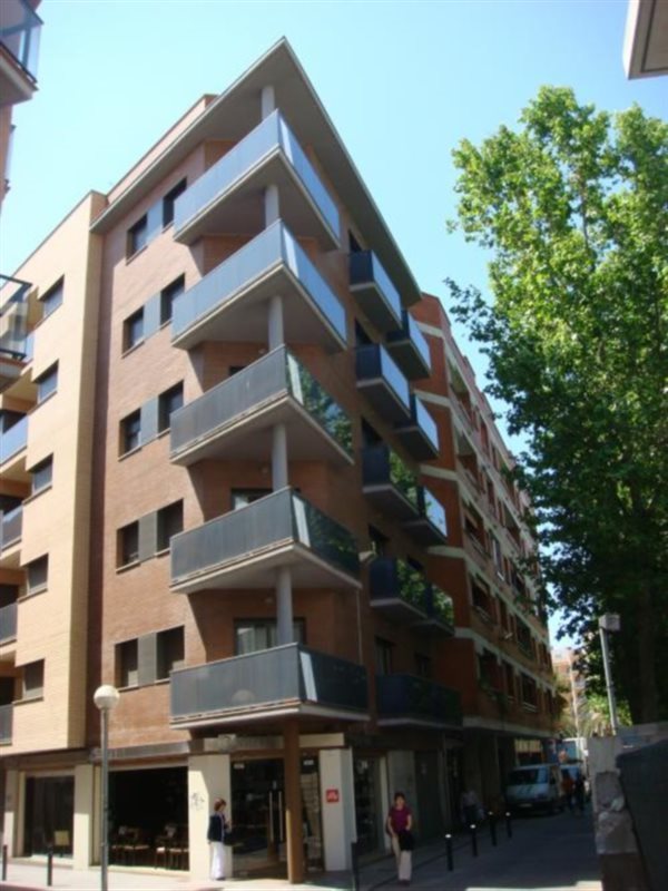 L Hort Apartments
