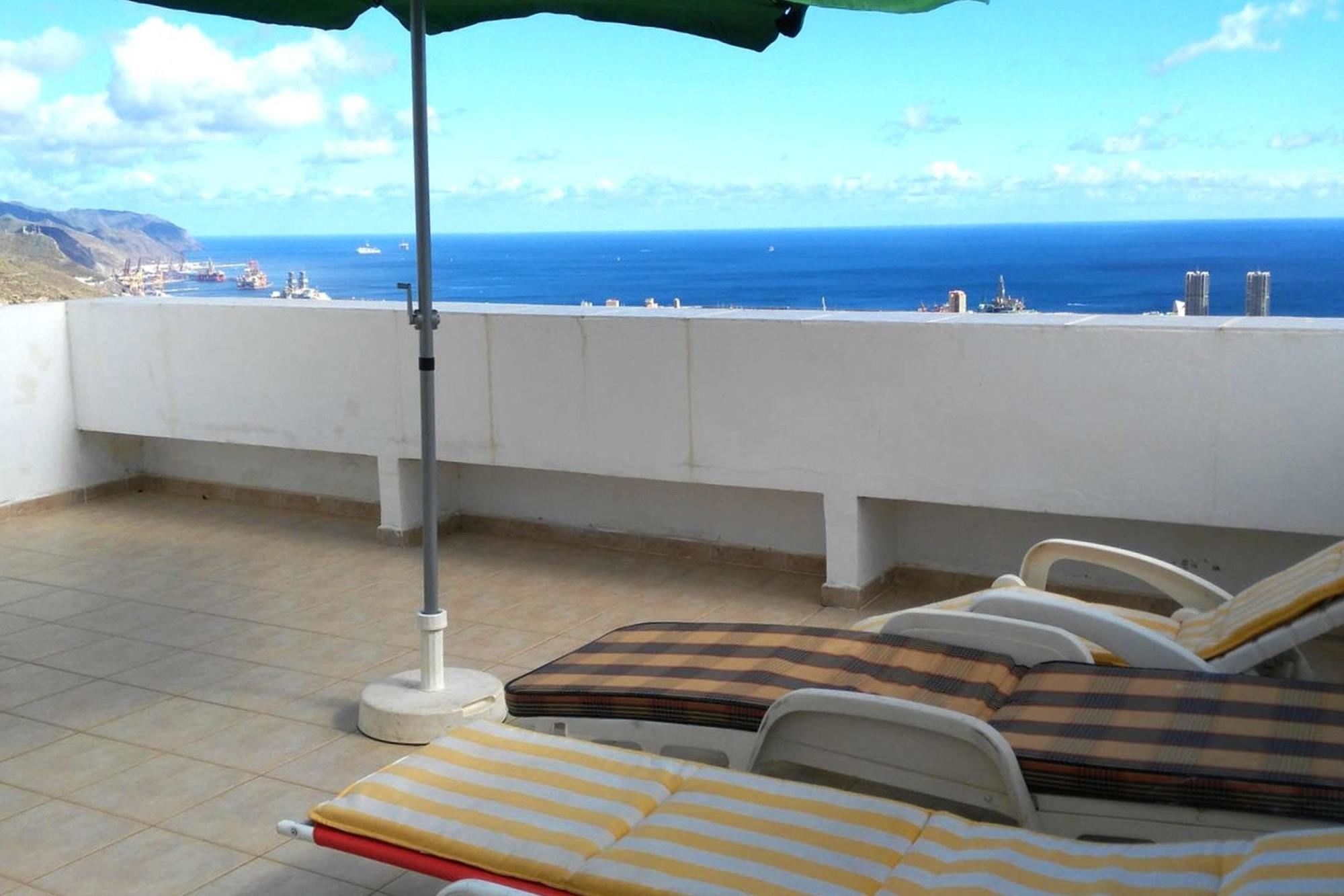 House With 3 Bedrooms in Santa Cruz de Tenerife, With Wonderful sea Vi