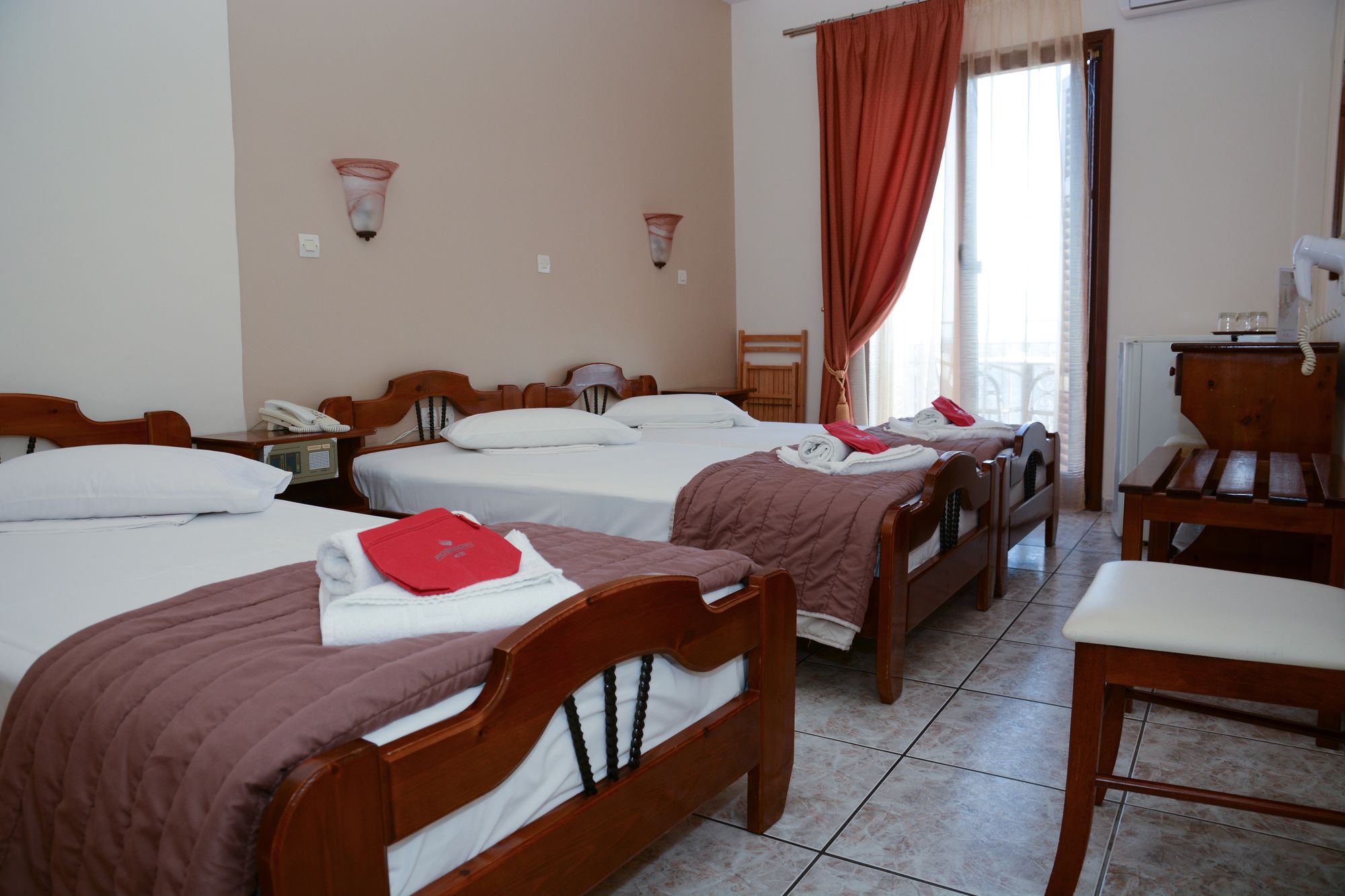 Azalena Hotel Parga, Parga Гърция